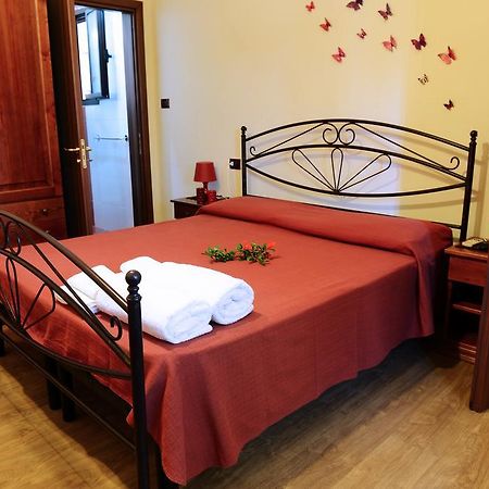 B&B Villa Lucia Mesagne Szoba fotó