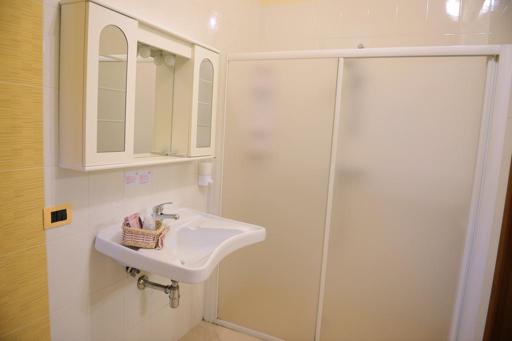 B&B Villa Lucia Mesagne Szoba fotó
